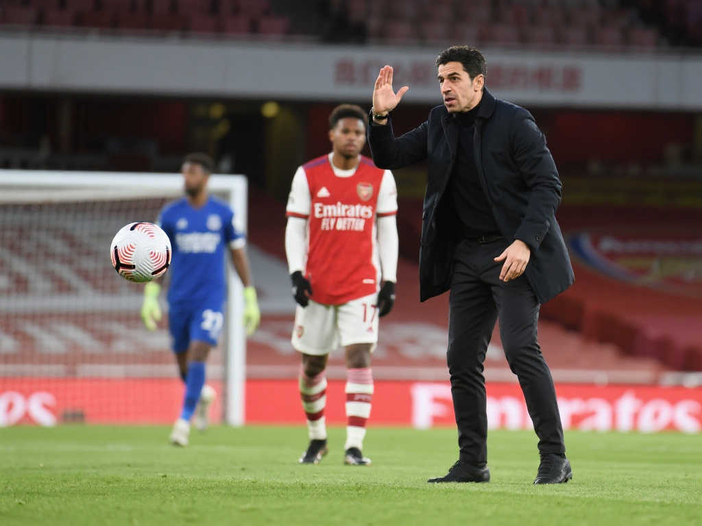 中寻找更多 中寻找更多